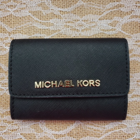 Michael Kors Handbags - Michael Kors mini wallet